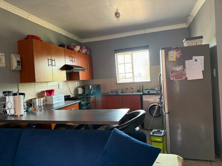 2 Bedroom Property for Sale in Rustenburg Central North West
